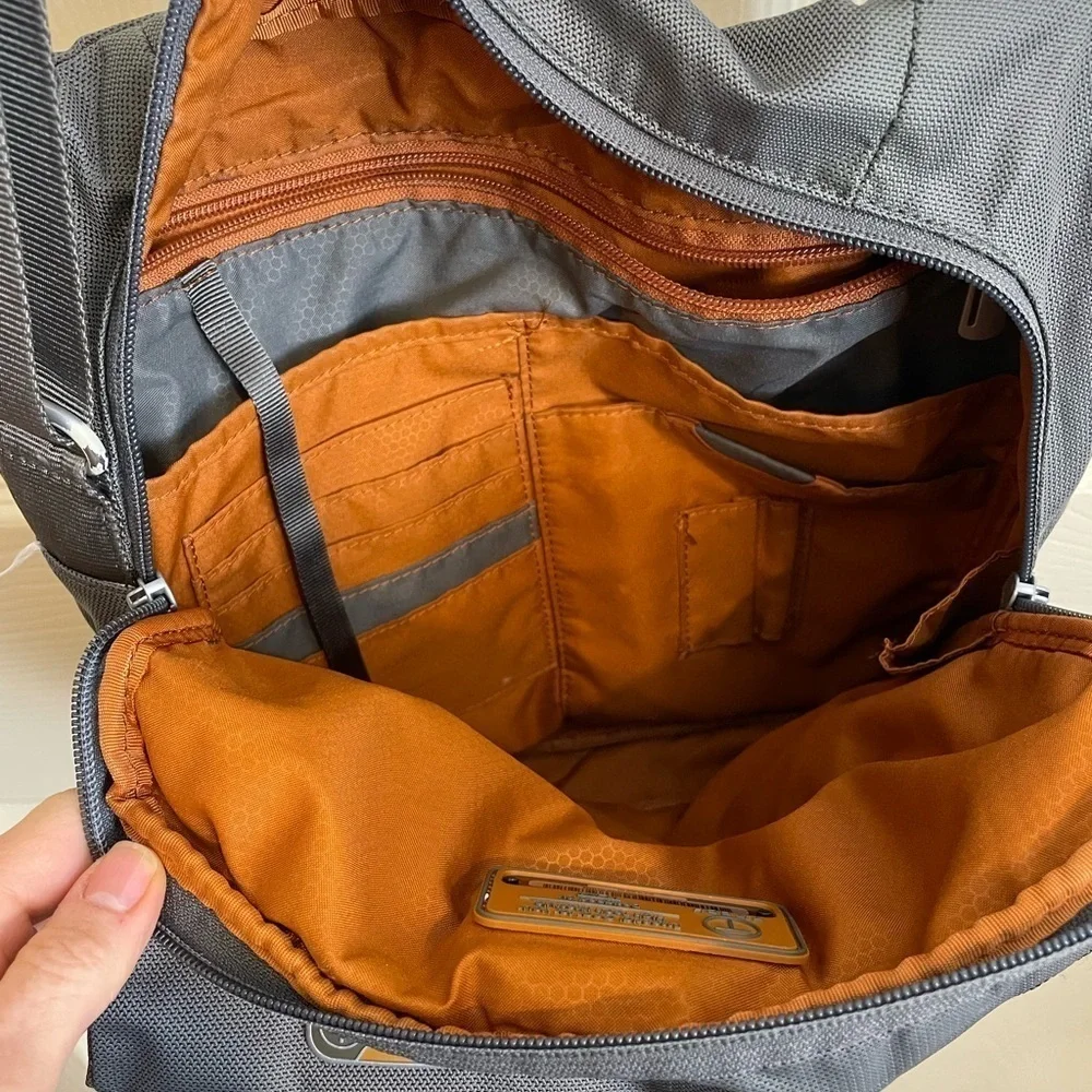 Tumi T-tech Gray Messenger Crossbody Shoulder Bag